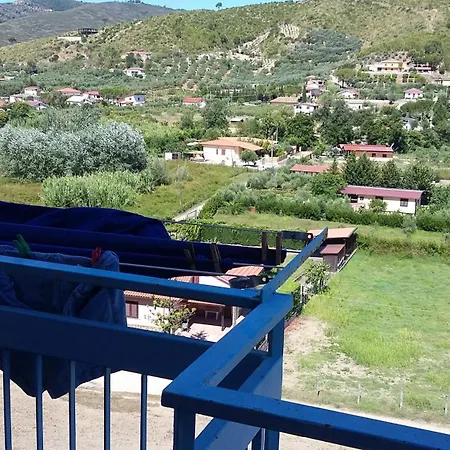 Tra Mare E Collina C'e Belmare