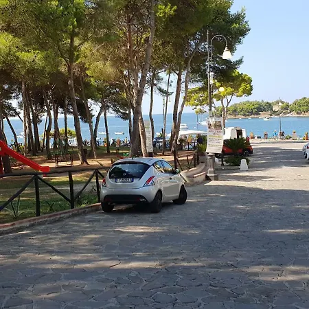 Tra Mare E Collina C'e Belmare